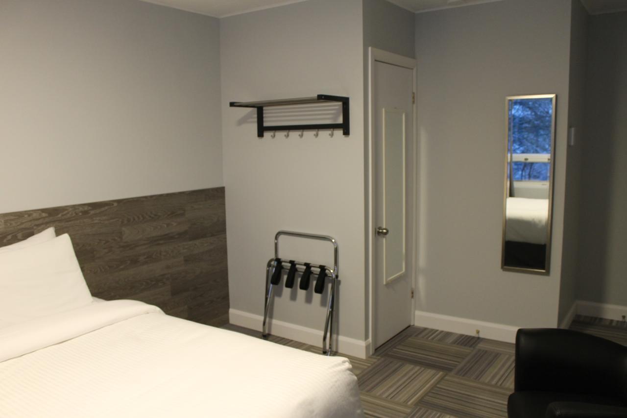 Auberge Valcartier سان غابرييل دي فالكارتييه المظهر الخارجي الصورة